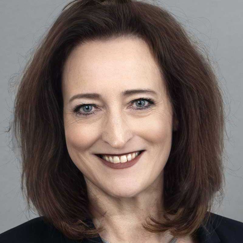 Notarin & Rechtsanwältin Eva Weik